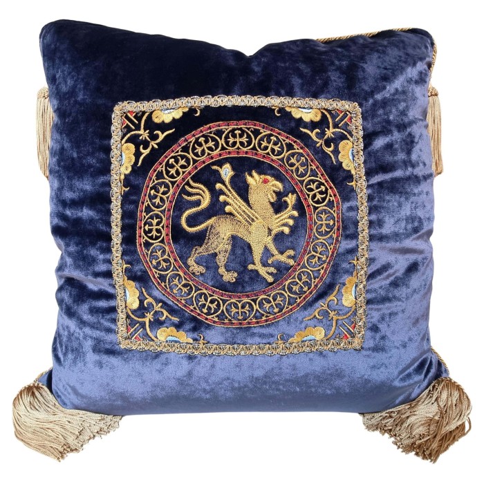 Coussin Fait Main en Velour Rubelli Brodé Bleu