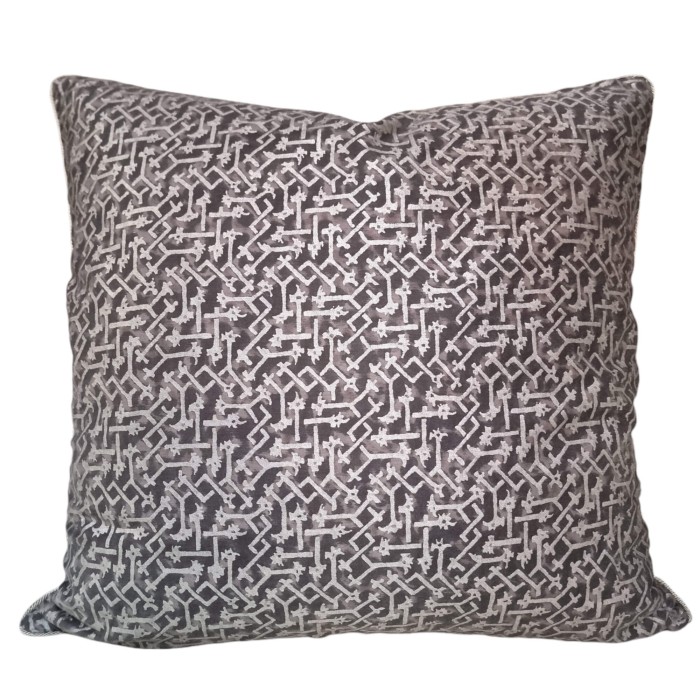 Housse de Coussin Fait Main en Tissu Fortuny Rabat Noir et Argent